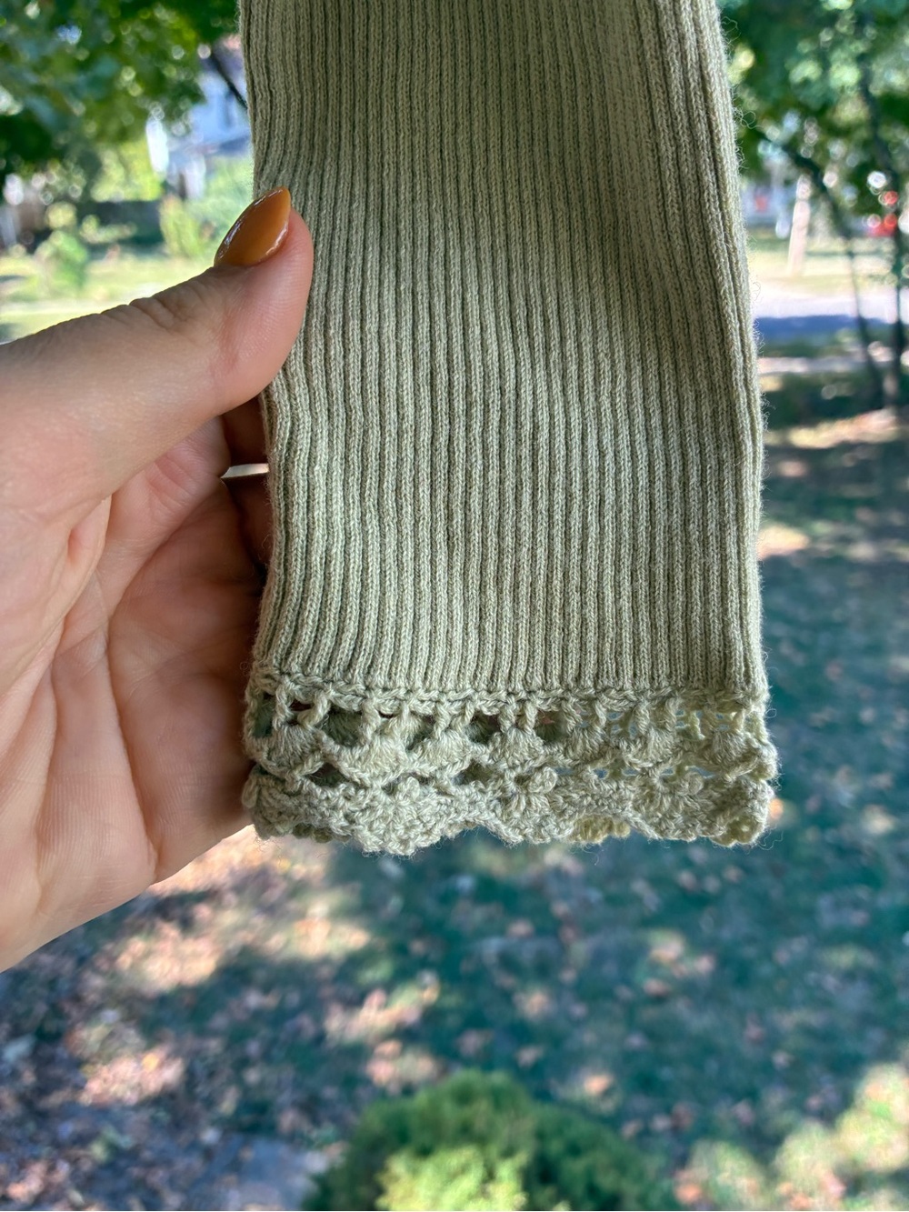 V-Neck Ribbed Button-Front Cardigan - Light Olive - Picture 6 of 6